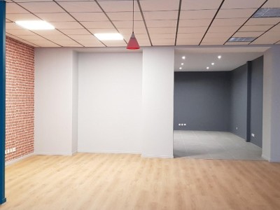 LOCAL COMMERCIAL A LOUER - ST ETIENNE CENTRE VILLE - 126.8 m2 - 830 € HC par mois