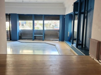 LOCAL COMMERCIAL A LOUER - ST ETIENNE CENTRE VILLE - 157 m2 - 900€ HC par mois