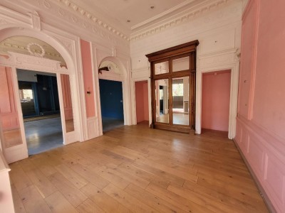 LOCAL COMMERCIAL A LOUER - ST ETIENNE CENTRE VILLE - 157 m2 - 900€ HC par mois