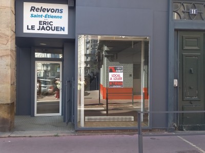 LOCAL COMMERCIAL A LOUER - ST ETIENNE CENTRE VILLE - 87 m2 - 700 € HC par mois