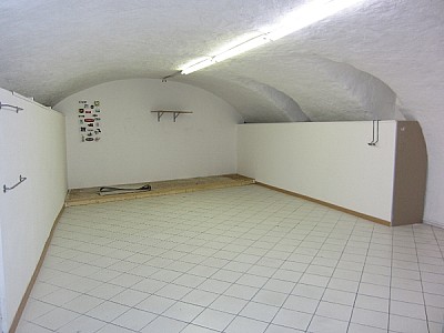LOCAL COMMERCIAL A LOUER - ST ETIENNE CENTRE VILLE - 310.82 m2 - 900€ HC et HT par mois