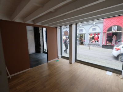 LOCAL COMMERCIAL A LOUER - ST ETIENNE CENTRE VILLE - 241 m2 - 1 000 € HC par mois
