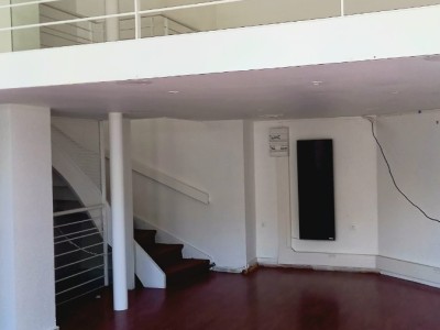 LOCAL COMMERCIAL A LOUER - ST ETIENNE CENTRE VILLE - 76.24 m2 - 950 € HC par mois