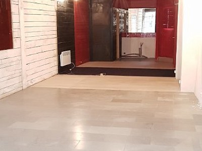 LOCAL COMMERCIAL A LOUER - ST ETIENNE SECTEUR LIBERATION - 55.49 m2 - 500 € HC par mois