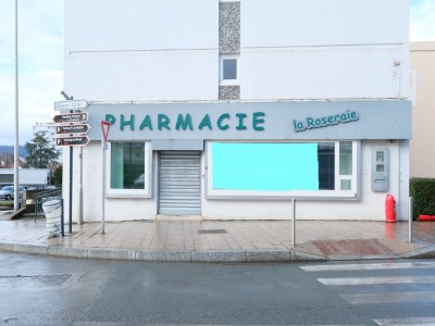 LOCAL COMMERCIAL A VENDRE - FIRMINY - 115.59 m2 - 97000€ 