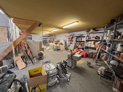 LOCAL COMMERCIAL A VENDRE - ST ETIENNE CENTRE VILLE - 200 m2 - 159000€ 