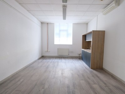 LOCAL D ACTIVITE A VENDRE - ST ETIENNE BELLEVUE - 215 m2 - 250000€ 