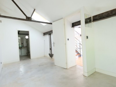LOFT A VENDRE - ST ETIENNE FACULTE / CENTRE DEUX - 177 m2 - 237000€