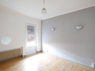 MAISON A LOUER - ST ETIENNE LA MTARE - 90.04 m2 - 800 € charges comprises par mois