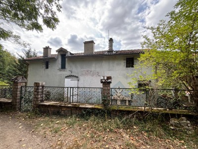 MAISON A VENDRE - ROCHETAILLEE - 147 m2 - 55 000 €