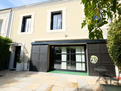 MAISON A VENDRE - ST ETIENNE BELLEVUE - 193 m2 - 379000€