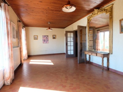 MAISON A VENDRE - ST ETIENNE FACULTE / CENTRE DEUX - 93.22 m2 - 170 000 €