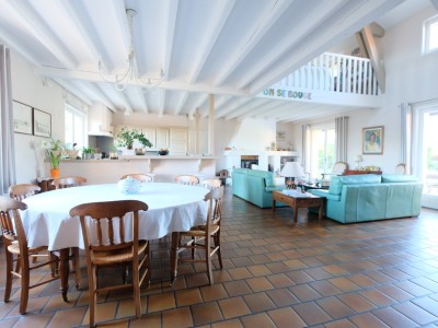 MAISON A VENDRE - ST ETIENNE FAURIEL - 214 m2 - 495 000 €