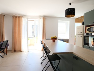 MAISON A VENDRE - ST ETIENNE FAURIEL - 175 m2 - 299 000 &euro;