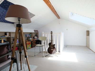 MAISON A VENDRE - ST ETIENNE FAURIEL - 175 m2 - 299 000 &euro;
