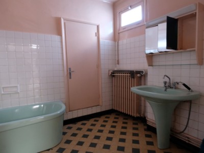 MAISON A VENDRE - ST ETIENNE FOURNEYRON - 190.79 m2 - 215�000�&euro;