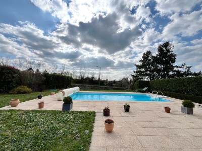 MAISON A VENDRE - ST BONNET LES OULES - 214 m2 - 535000€