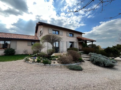 MAISON A VENDRE - ST BONNET LES OULES - 214 m2 - 535000€