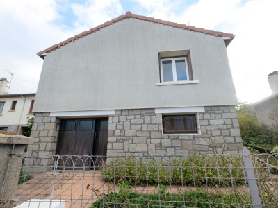 MAISON A VENDRE - ST ETIENNE MONTPLAISIR - 142 m2 - 199000 €