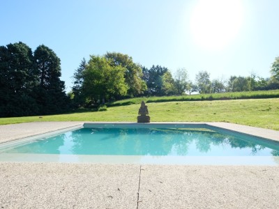 MAISON A VENDRE - ST JUST ST RAMBERT - 380 m2 - 849000€