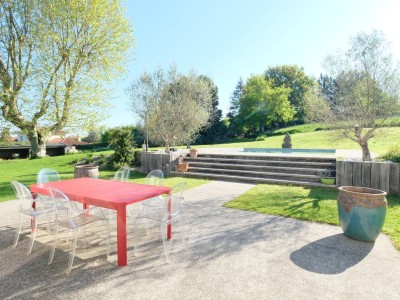 MAISON A VENDRE - ST JUST ST RAMBERT - 380 m2 - 849000€