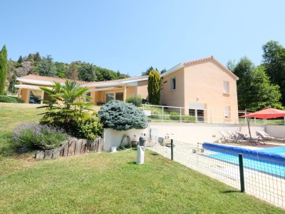 MAISON A VENDRE - ST PAUL EN CORNILLON - 220 m2 - 499000€