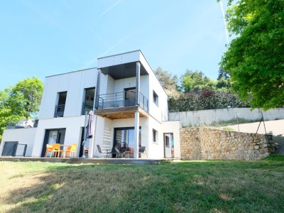 MAISON A VENDRE - ST PRIEST EN JAREZ - 142 m2 - 495 000 &euro;