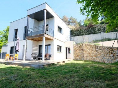 MAISON A VENDRE - ST PRIEST EN JAREZ - 142 m2 - 495 000 &euro;