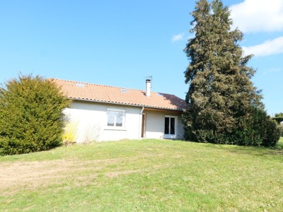 MAISON A VENDRE - ST ROMAIN LES ATHEUX - 110 m2 - 209 000 &euro;