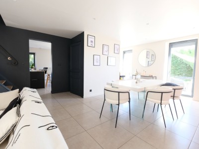 MAISON A VENDRE - ST VICTOR SUR LOIRE - 156 m2 - 359000€