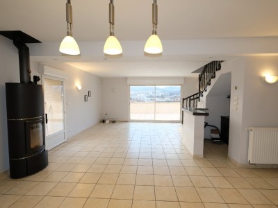 MAISON A VENDRE - UNIEUX - 169 m2 - 315000€