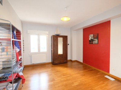 MAISON A VENDRE - UNIEUX - 169 m2 - 315000€
