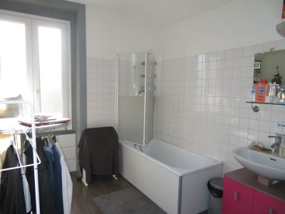 MAISON A VENDRE - UNIEUX - 189.5 m2 - 162000€