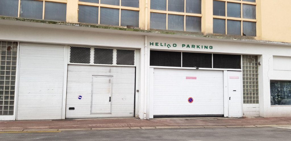 PARKING A LOUER - ST ETIENNE CARNOT - 70 &euro; charges comprises par mois