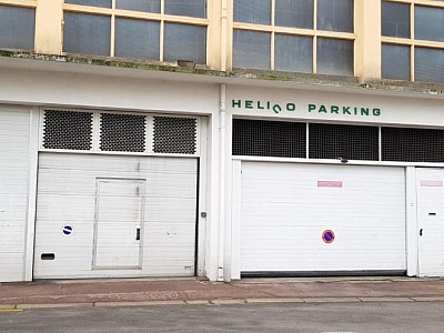 PARKING A LOUER - ST ETIENNE CARNOT - 70 € charges comprises par mois
