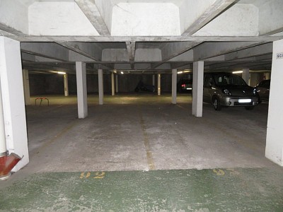 PARKING - ST ETIENNE BELLEVUE - VENDU