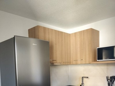 STUDIO A LOUER - ST ETIENNE BELLEVUE - 27,93 m2 - 410 € charges comprises par mois