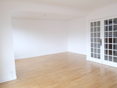 APPARTEMENT T3 A LOUER - ST ETIENNE CENTRE VILLE - 70 m2 - 775€ charges comprises par mois