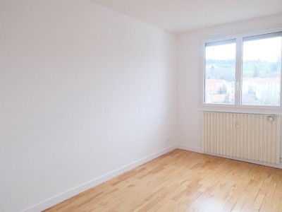 APPARTEMENT T3 A LOUER - ST ETIENNE CENTRE VILLE - 70 m2 - 775€ charges comprises par mois