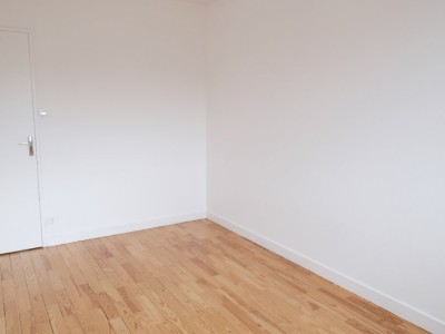 APPARTEMENT T3 A LOUER - ST ETIENNE CENTRE VILLE - 70 m2 - 775€ charges comprises par mois