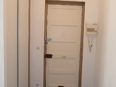 STUDIO A LOUER - ST ETIENNE ECOLE ARCHITECTURE - 27.55 m2 - 340€ charges comprises par mois