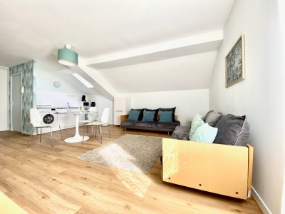 STUDIO A LOUER - ST ETIENNE FACULTE / CENTRE DEUX - 34.09 m2 - 455�&euro; charges comprises par mois