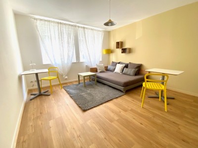 STUDIO A LOUER - ST ETIENNE FACULTE / CENTRE DEUX - 26.75 m2 - 402 € charges comprises par mois