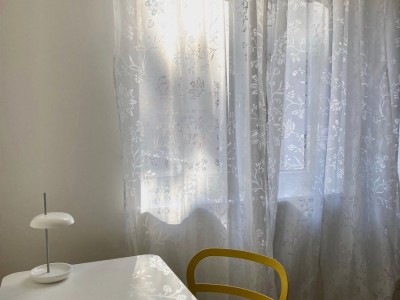 STUDIO A LOUER - ST ETIENNE FACULTE / CENTRE DEUX - 26.75 m2 - 402 € charges comprises par mois