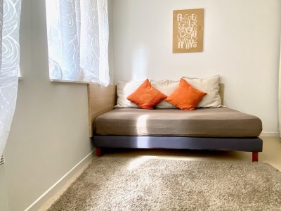 STUDIO A LOUER - ST ETIENNE FACULTE / CENTRE DEUX - 20.52 m2 - 370 € charges comprises par mois