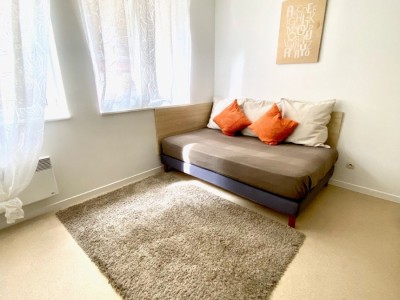 STUDIO A LOUER - ST ETIENNE FACULTE / CENTRE DEUX - 20.52 m2 - 370 € charges comprises par mois