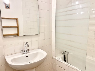 STUDIO A LOUER - ST ETIENNE FACULTE / CENTRE DEUX - 27.09 m2 - 410 &euro; charges comprises par mois