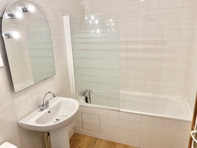 STUDIO A LOUER - ST ETIENNE FACULTE / CENTRE DEUX - 27.09 m2 - 410 &euro; charges comprises par mois
