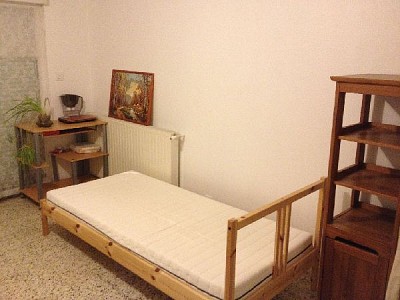 STUDIO A LOUER - ST ETIENNE FAURIEL - 26,83 m2 - 390 € charges comprises par mois