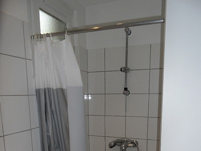 STUDIO A LOUER - ST ETIENNE FAURIEL - 30 m2 - 375€ charges comprises par mois